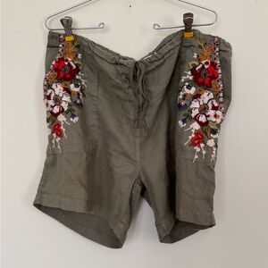 Embroidered Olive Green Women's Shorts